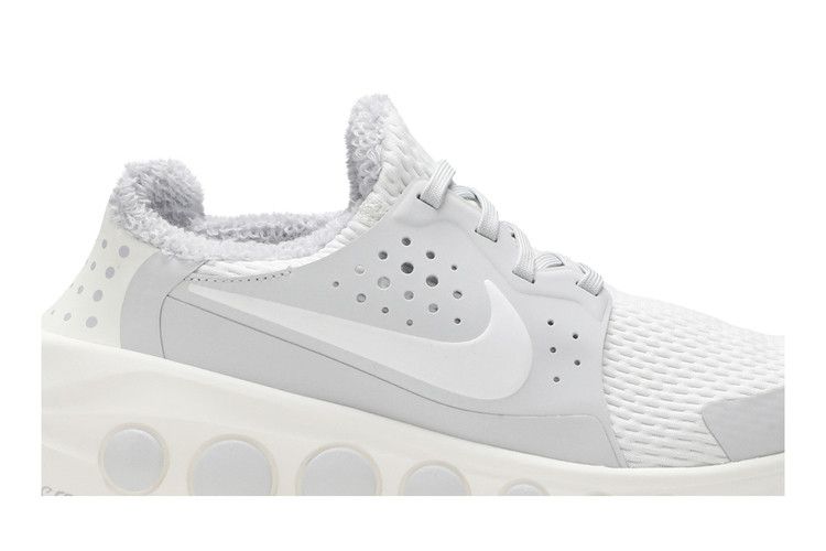 Nike CruzrOne 'Pure Platinum'