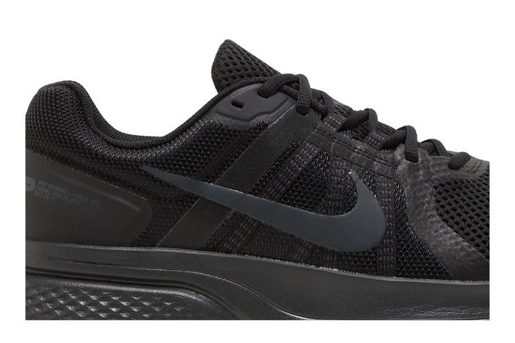 Nike Run Swift 2 'Black Dark Smoke Grey'