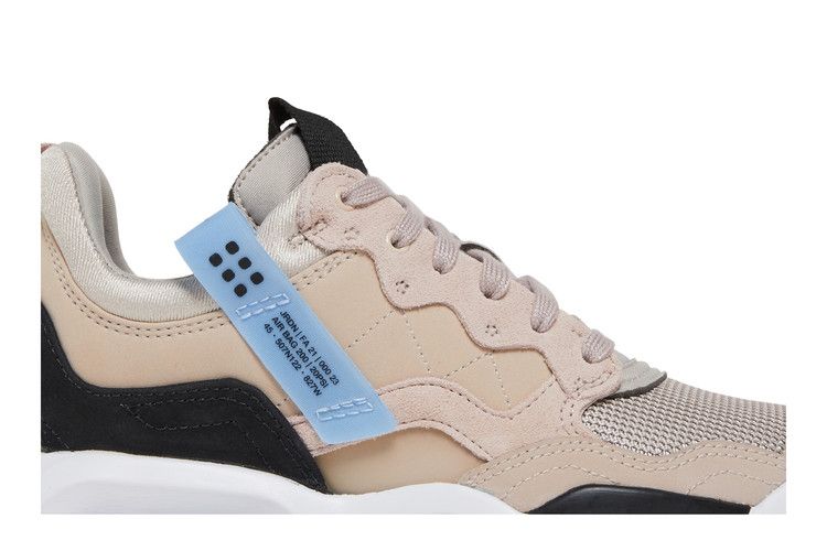Air Jordan Wmns Jordan MA2 'Mushroom'