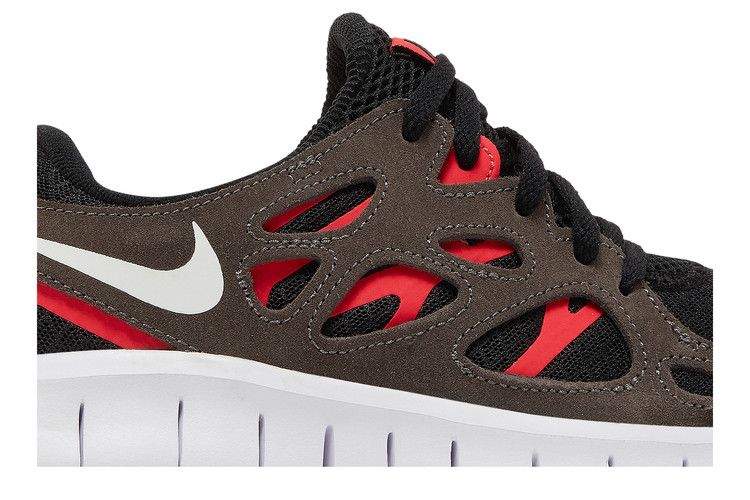 Nike Free Run 2 GS 'Black Siren Red'