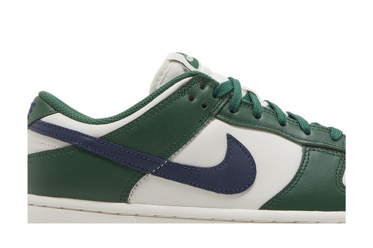 Nike Wmns Dunk Low 'Gorge Green'