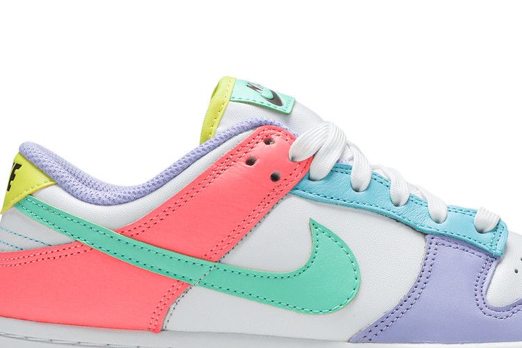 Nike Wmns Dunk Low SE 'Candy'
