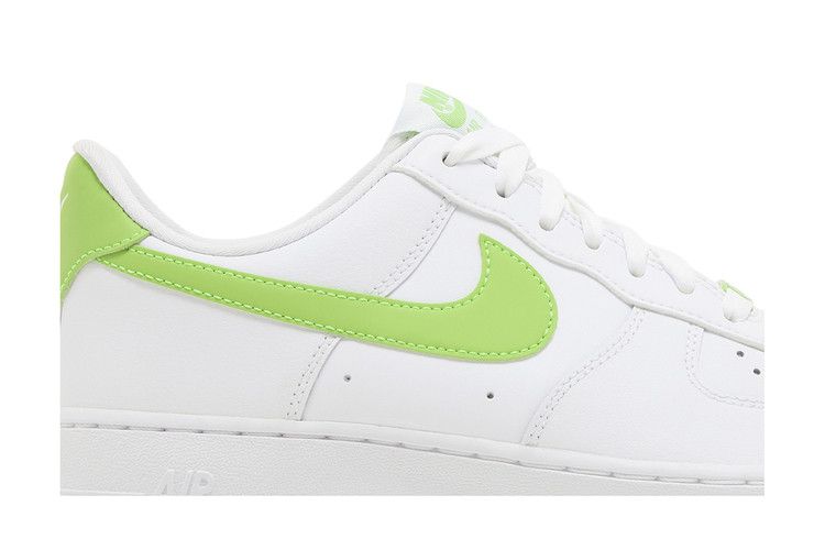 Nike Wmns Air Force 1 '07 'White Action Green'