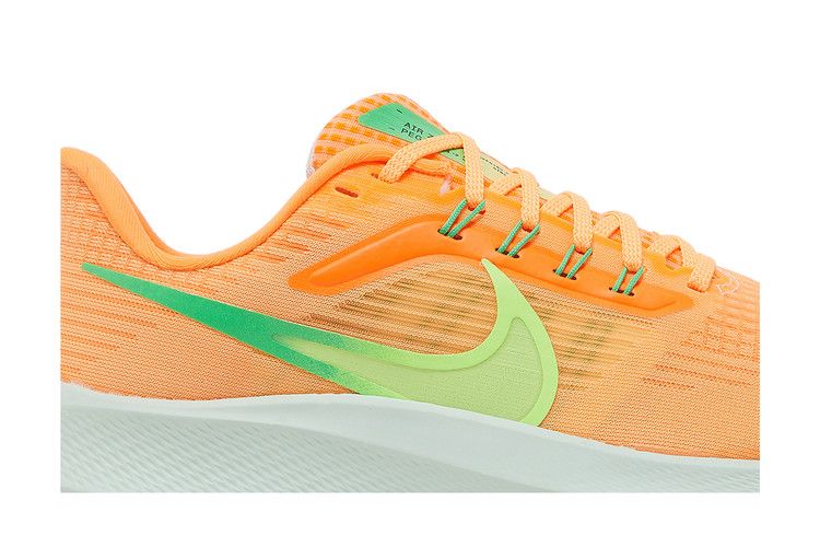 Nike Wmns Air Zoom Pegasus 39 'Peach Cream Ghost Green'