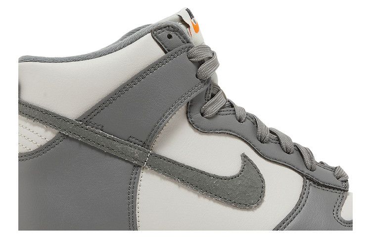 Nike Dunk High SE GS 'Light Bone Tumbled Grey'