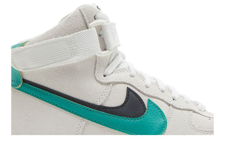 Nike Wmns Air Force 1 High SE '82 - Neptune Green'