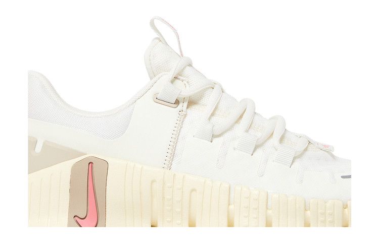 Nike Wmns Free Metcon 5 'Sail Sanddrift'