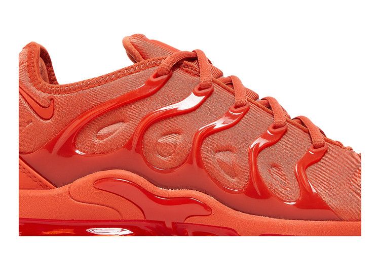 Nike Wmns Air VaporMax Plus 'Triple Orange'