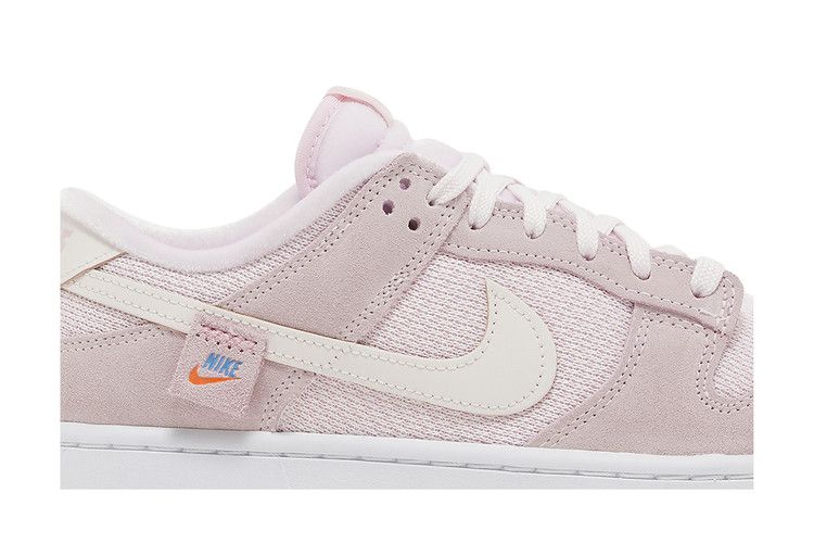 Nike Wmns Dunk Low 'Teddy Bear - Light Soft Pink'