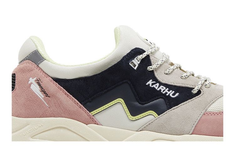 Karhu Aria 95 'Rose Tan'