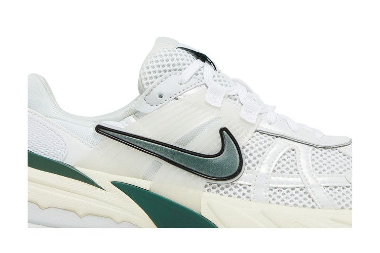 Nike Wmns V2K Run 'Fir'