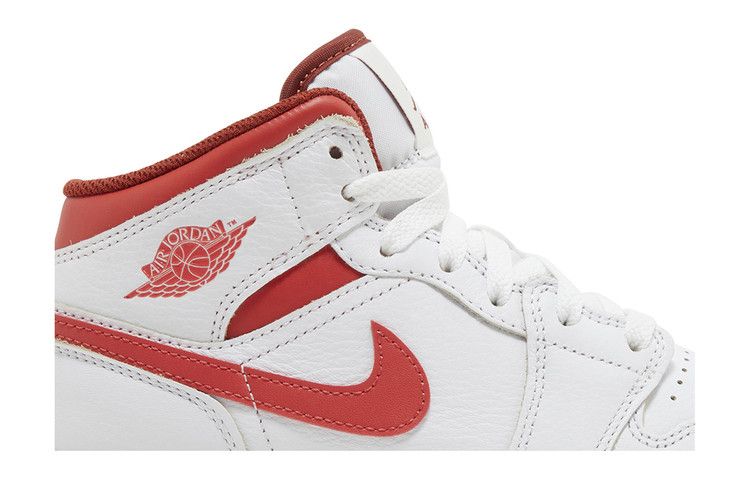 Air Jordan 1 Mid SE GS 'White Dune Red'