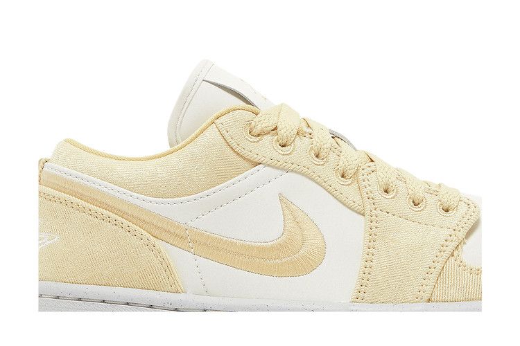 Wmns Air Jordan 1 Low SE 'Team Gold'