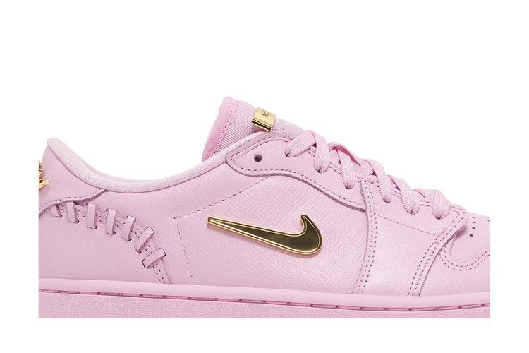 Wmns Air Jordan 1 Low Method of Make 'Perfect Pink'