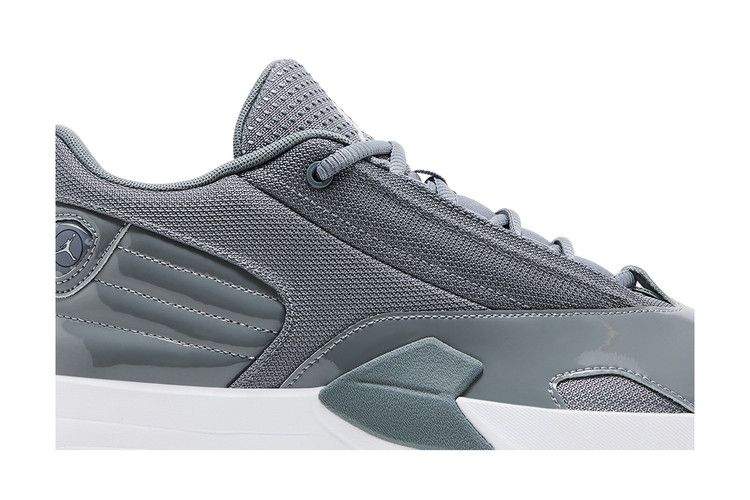 Air Jordan Max Aura 6 'Cool Grey'