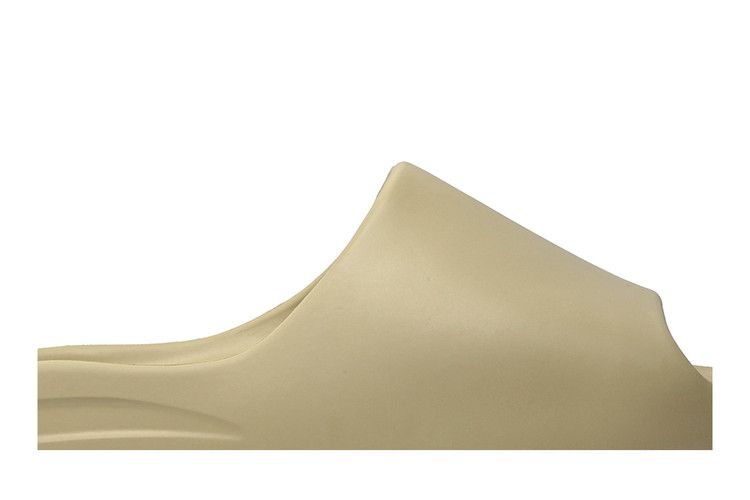 adidas Yeezy Slides 'Desert Sand'