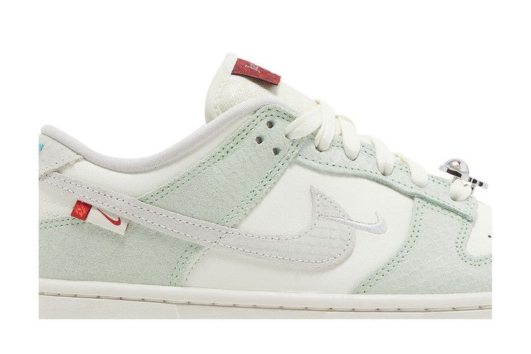 Nike Wmns Dunk Low LX 'Year of the Dragon'