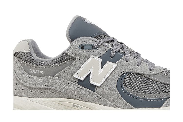 New Balance 2002R Big Kid Wide 'Steel Lead'