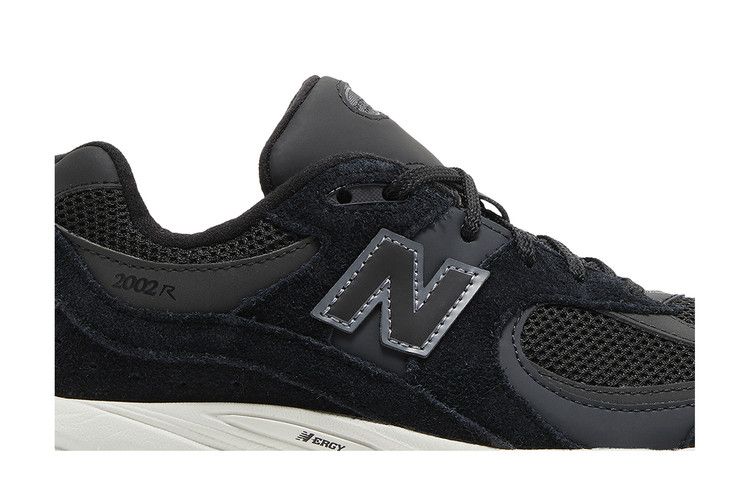 New Balance 2002R Big Kid Wide 'Black Phantom'