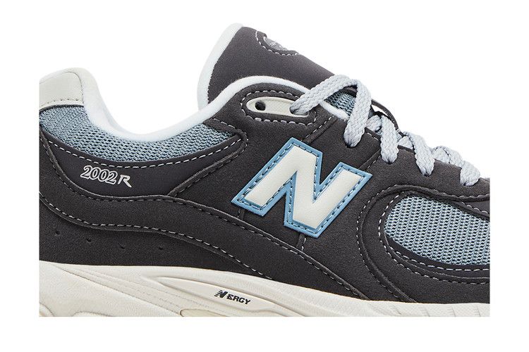 New Balance 2002R Big Kid 'Magnet Lead'