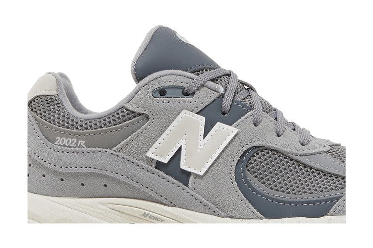 New Balance 2002R Big Kid 'Steel Lead'