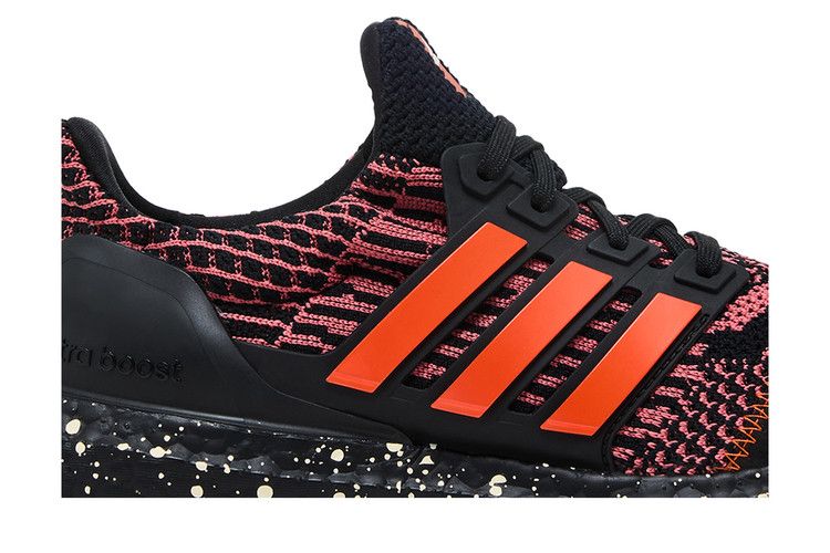 adidas Wmns UltraBoost 5.0 DNA 'Black Wonder Red Speckled'
