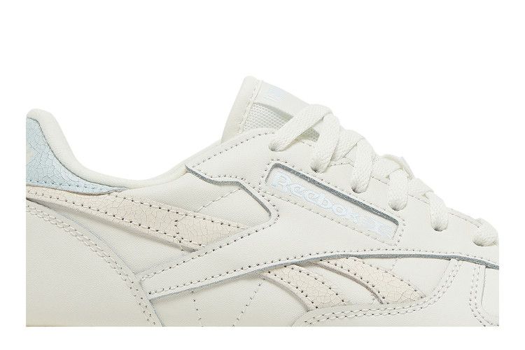 Reebok Wmns Classic Leather SP 'Chalk Glass Blue'