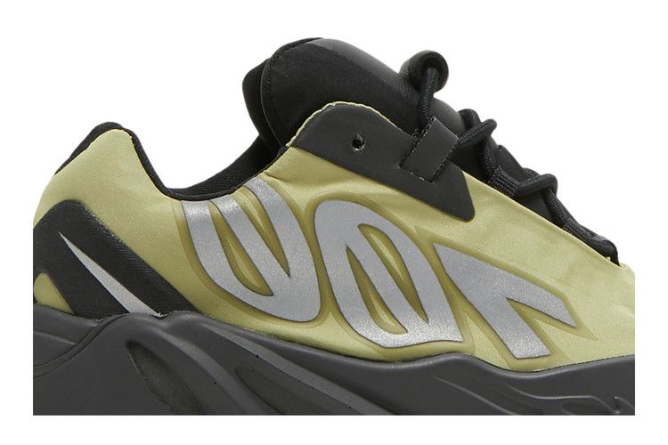 adidas Yeezy Boost 700 MNVN Infants 'Resin'