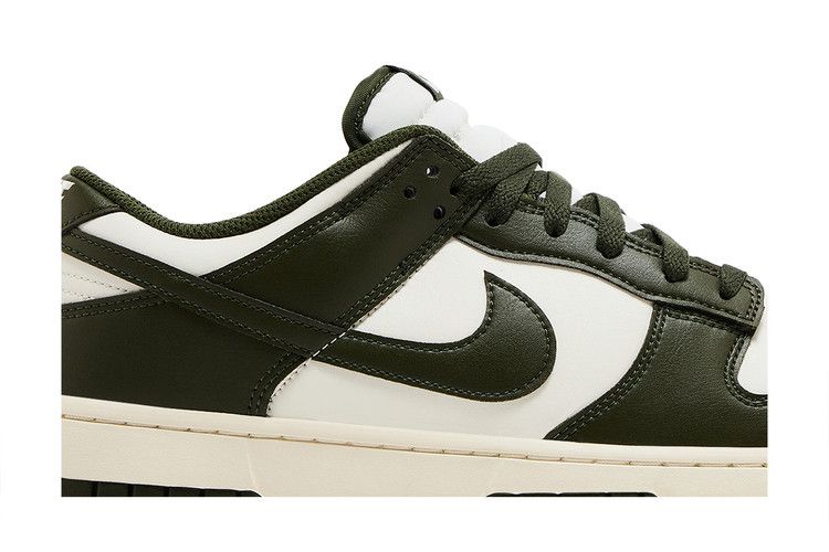 Nike Men's Dunk Low 'Cargo Khaki'