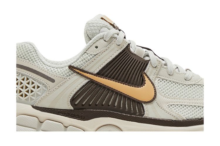 Nike Wmns Zoom Vomero 5 'Light Bone Sesame'