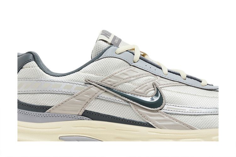 Nike Initiator 'Light Bone Metallic Silver'