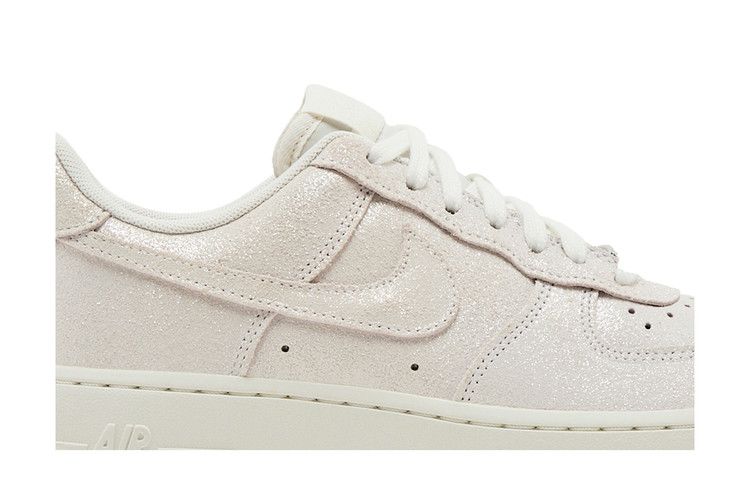 Nike Wmns Air Force 1 '07 SE 'Sail Glittery Suede'