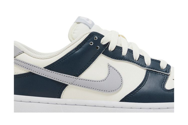 Nike Wmns Dunk Low 'Sail Armory Navy'