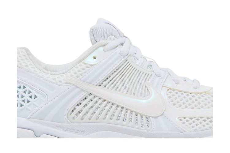 Nike Wmns Air Zoom Vomero 5 'Triple White'