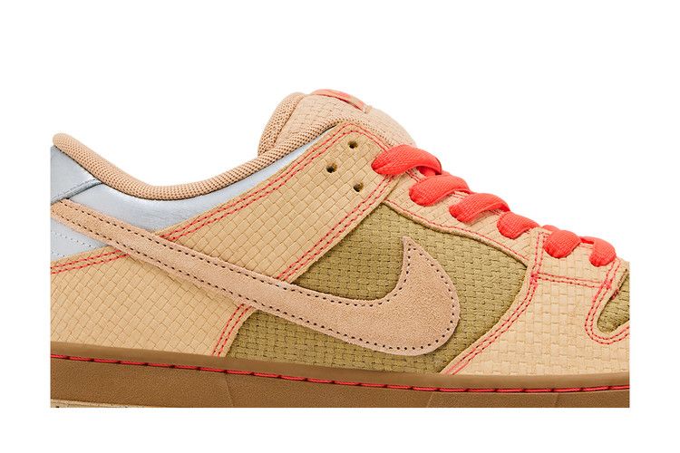 Nike SB Dunk Low 'Songkran'