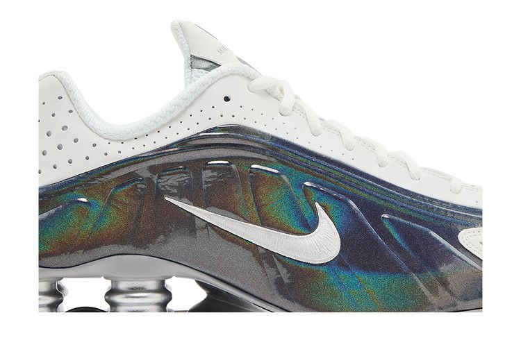 Nike Wmns Shox R4 'White Iridescent'