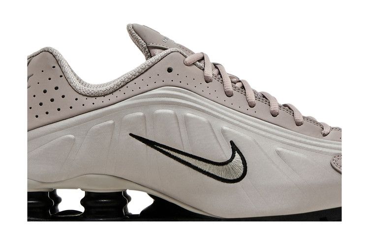 Nike Shox R4 'College Grey'