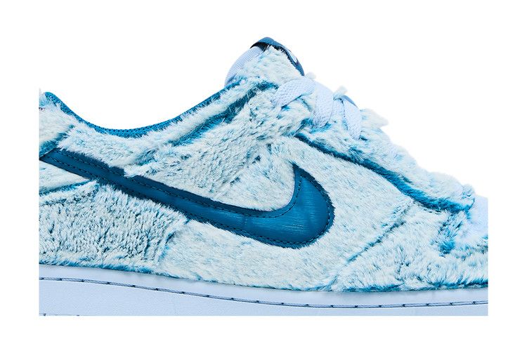 Nike Dunk Low GS 'Abominable Snowman'