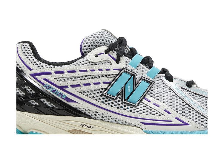 New Balance 1906R 'Hornets'