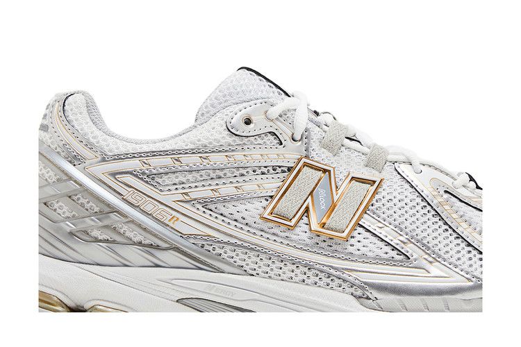 New Balance Men's 1906R 'White Silver Metallic'
