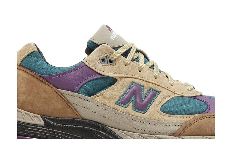 Palace x New Balance 991 Made in England 'Taos Taupe Grape'