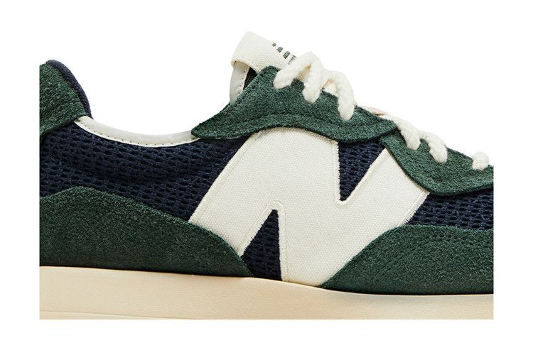 New Balance 327 'Midnight Green Outerspace'