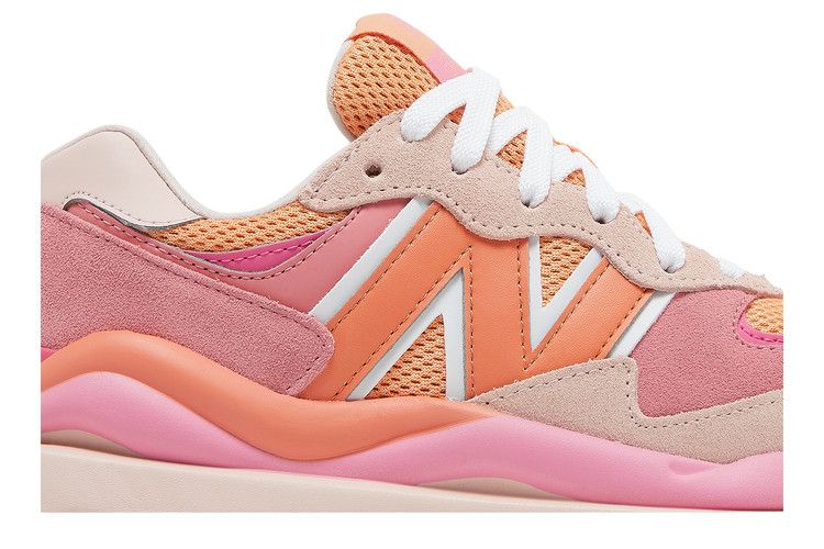 New Balance Wmns 57/40 'Valentine's Day'