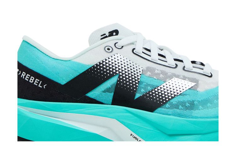 New Balance Wmns FuelCell Rebel v4 Wide 'Cyber Jade'