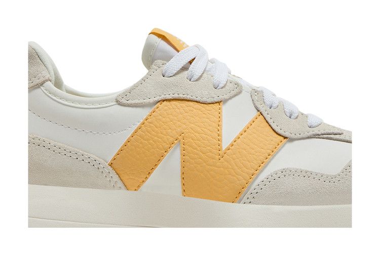 New Balance Wmns 327 'Sea Salt Sand Dune'