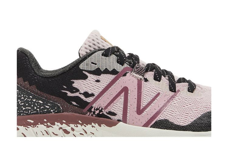 New Balance Wmns Fresh Foam X Hierro v7 'Stone Pink Blacktop'