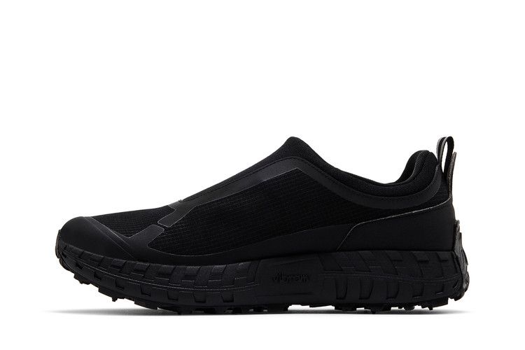 norda 003 'Pitch Black'
