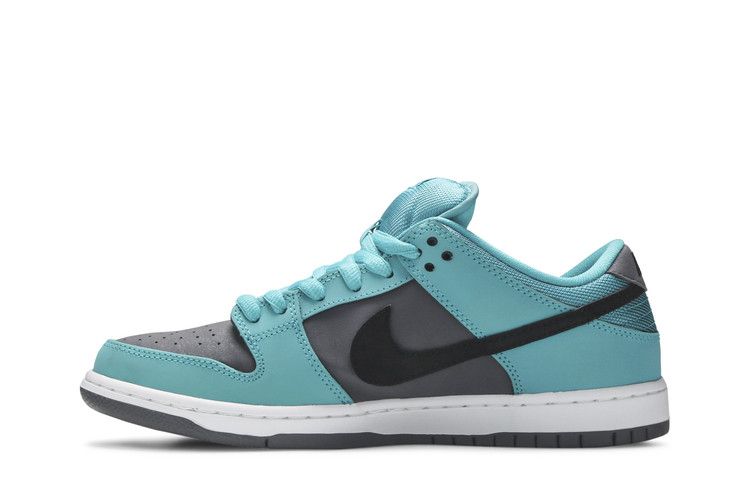 Nike SB Dunk Low Pro