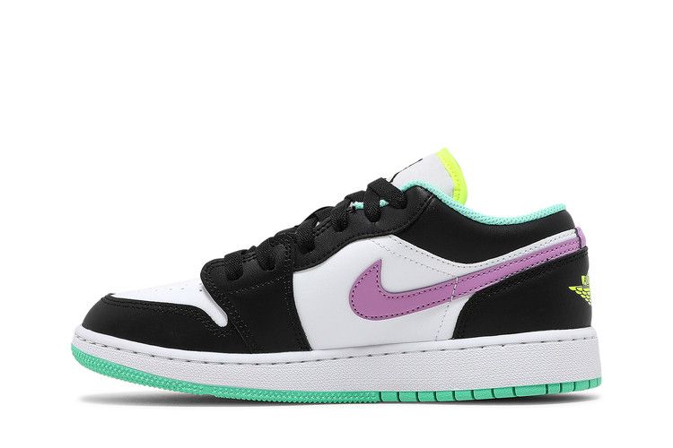 Air Jordan 1 Low GS 'White Violet Shock'