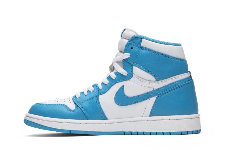 Air Jordan 1 Retro High OG 'UNC'